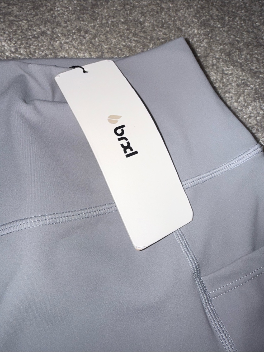 NWT- BRXL Women’s Gray High Rise Flare Leggings with Pockets | Size: 3XL - Picture 8 of 10